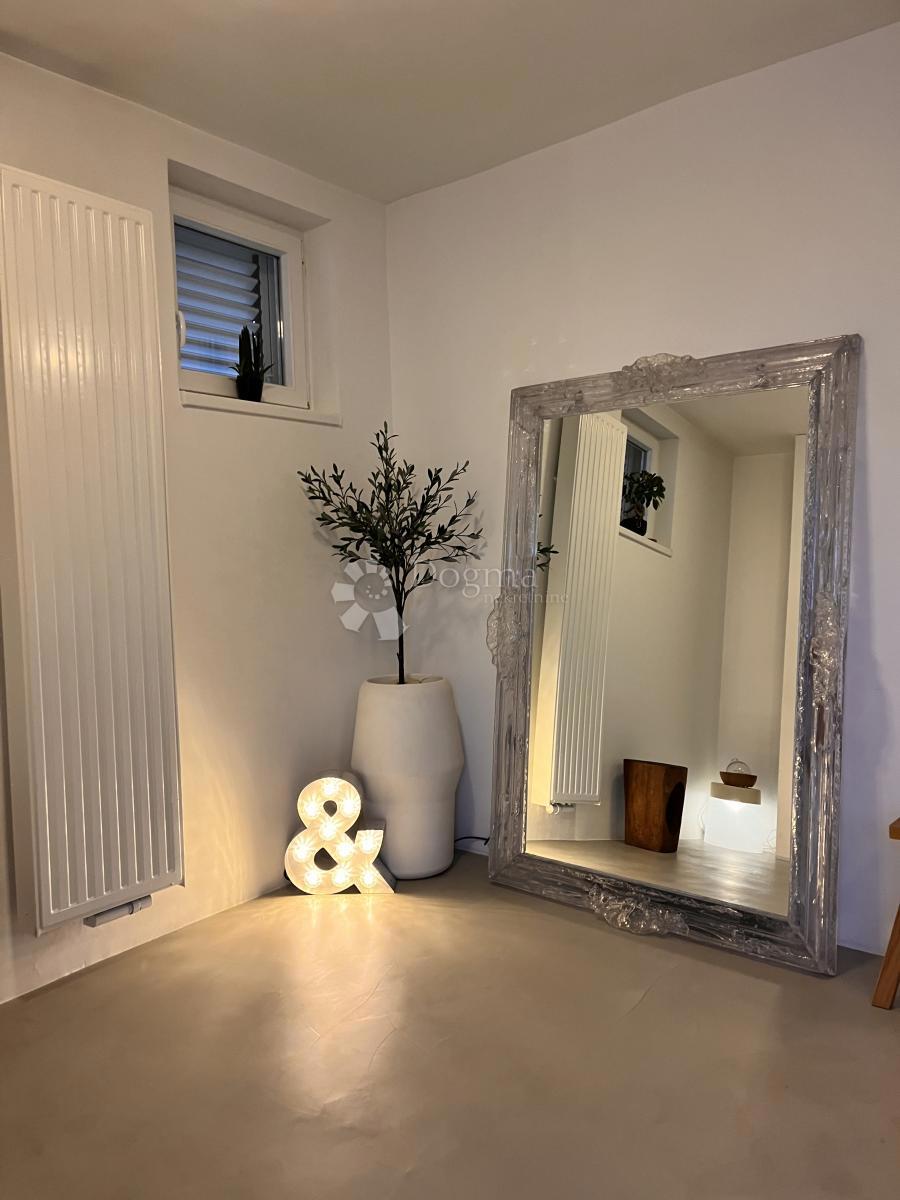 Casa Gračani, Podsljeme, 300m2