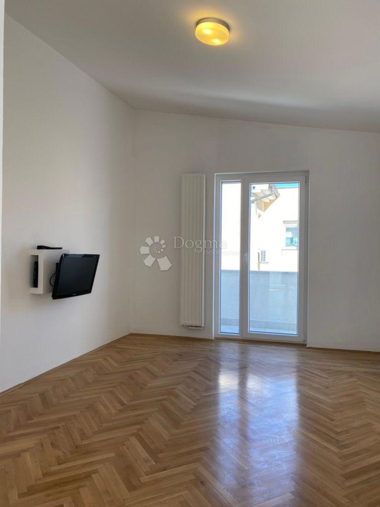 Casa Gračani, Podsljeme, 300m2