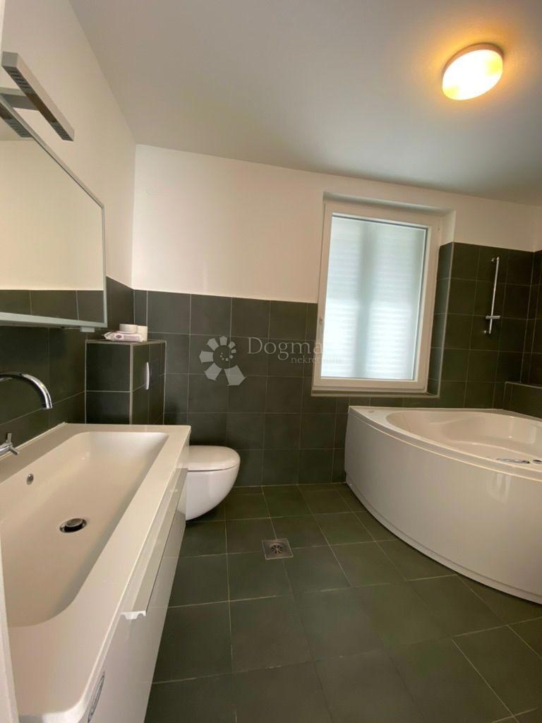 Casa Gračani, Podsljeme, 300m2