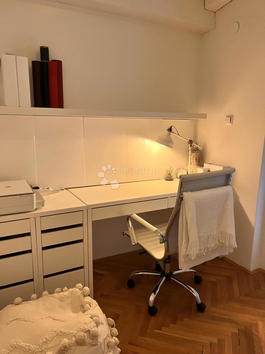 Casa Gračani, Podsljeme, 300m2