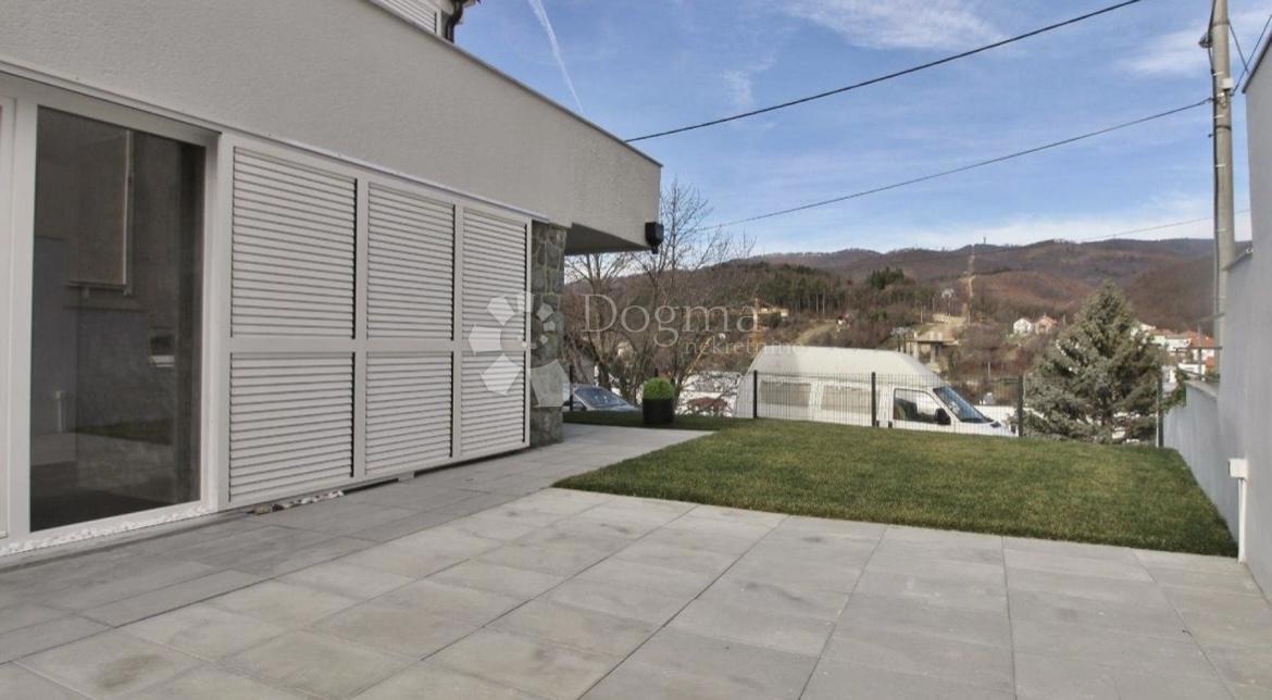 Casa Gračani, Podsljeme, 300m2