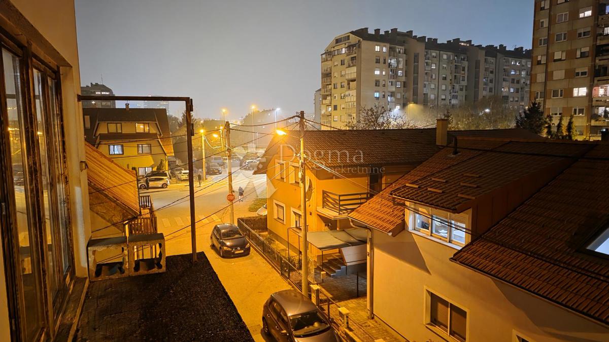 Casa Ferenščica, Peščenica - Žitnjak, 325m2