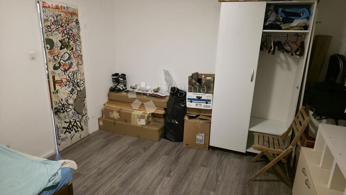 Casa Ferenščica, Peščenica - Žitnjak, 325m2