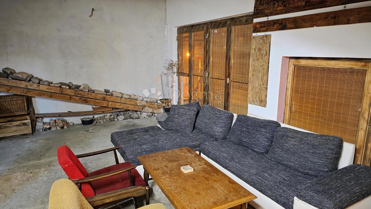 Casa Ferenščica, Peščenica - Žitnjak, 325m2