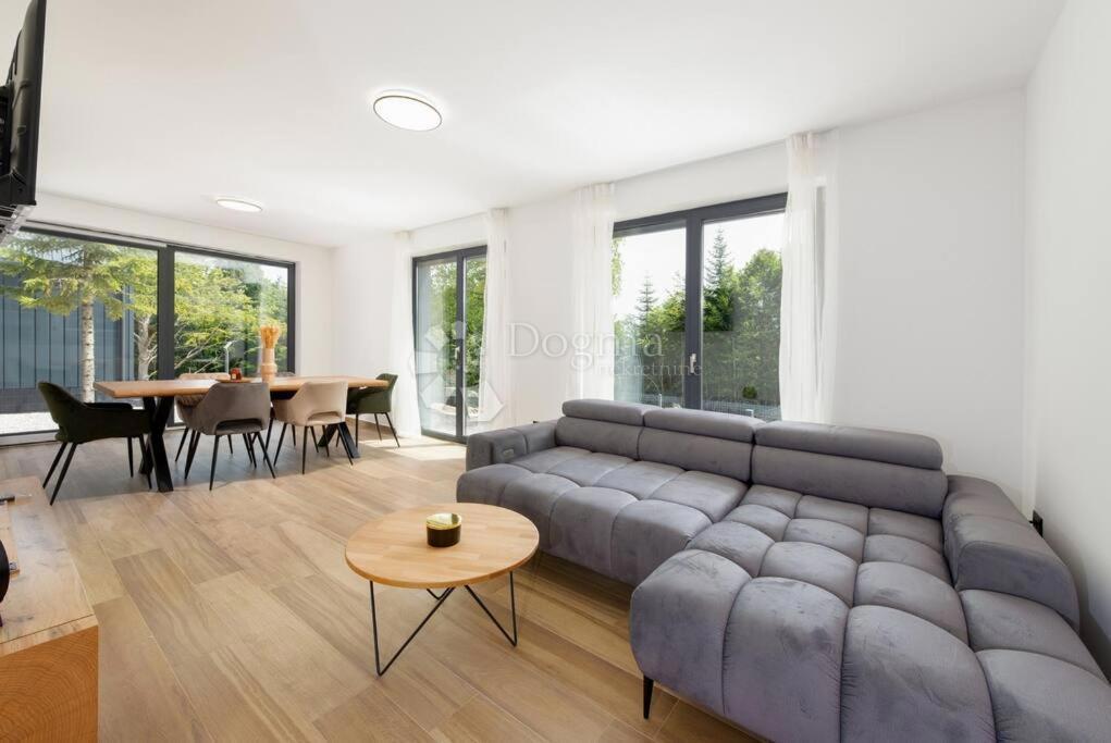 Casa Delnice, 97,74m2