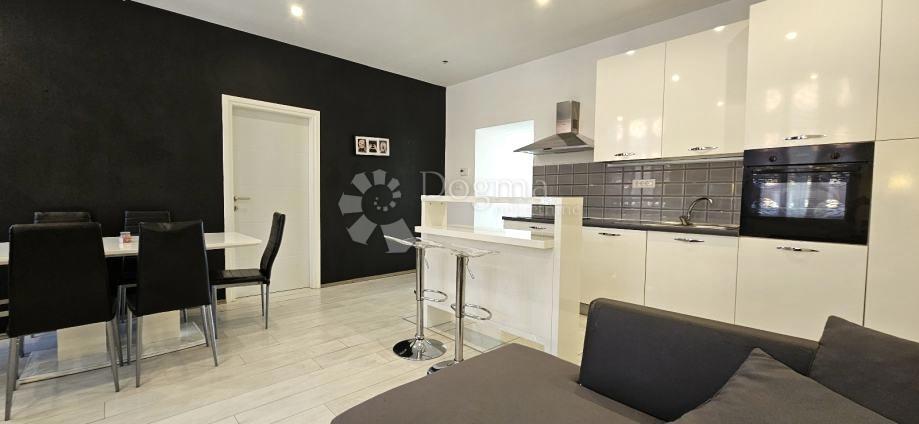 Allogio Donji grad, Donji Grad, 76,64m2