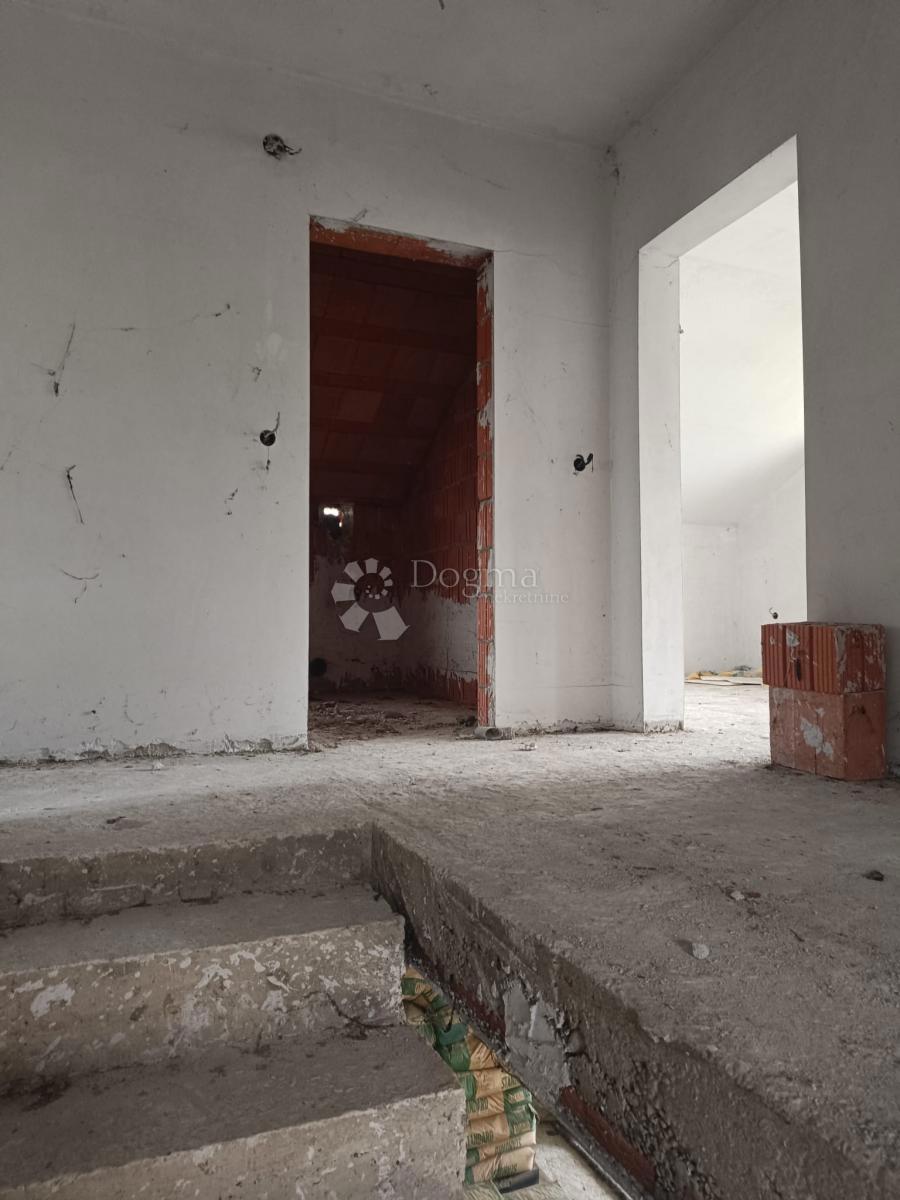 Casa Kruševica, Slavonski Šamac, 200m2