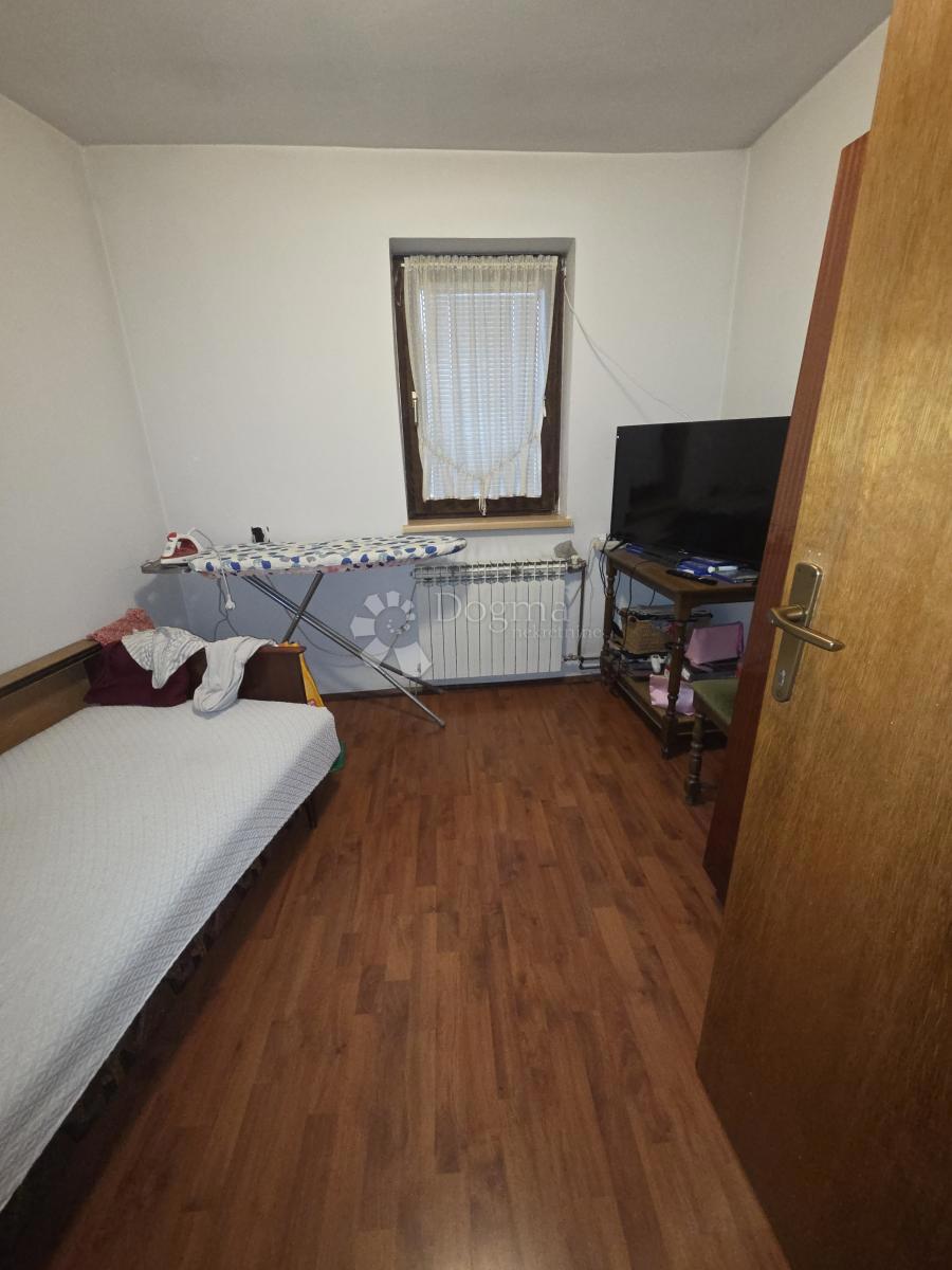 Casa Sesvetski Kraljevec, Sesvete, 209m2