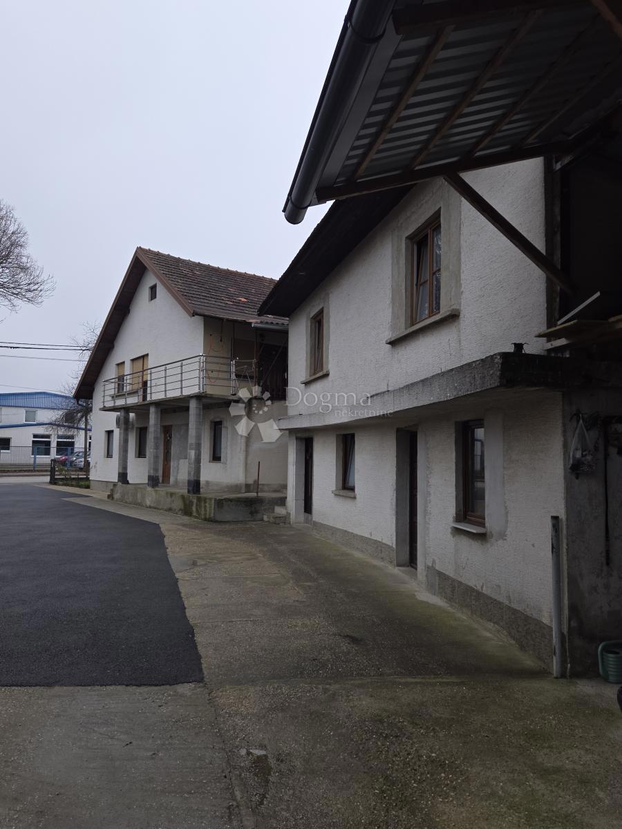 Casa Sesvetski Kraljevec, Sesvete, 209m2