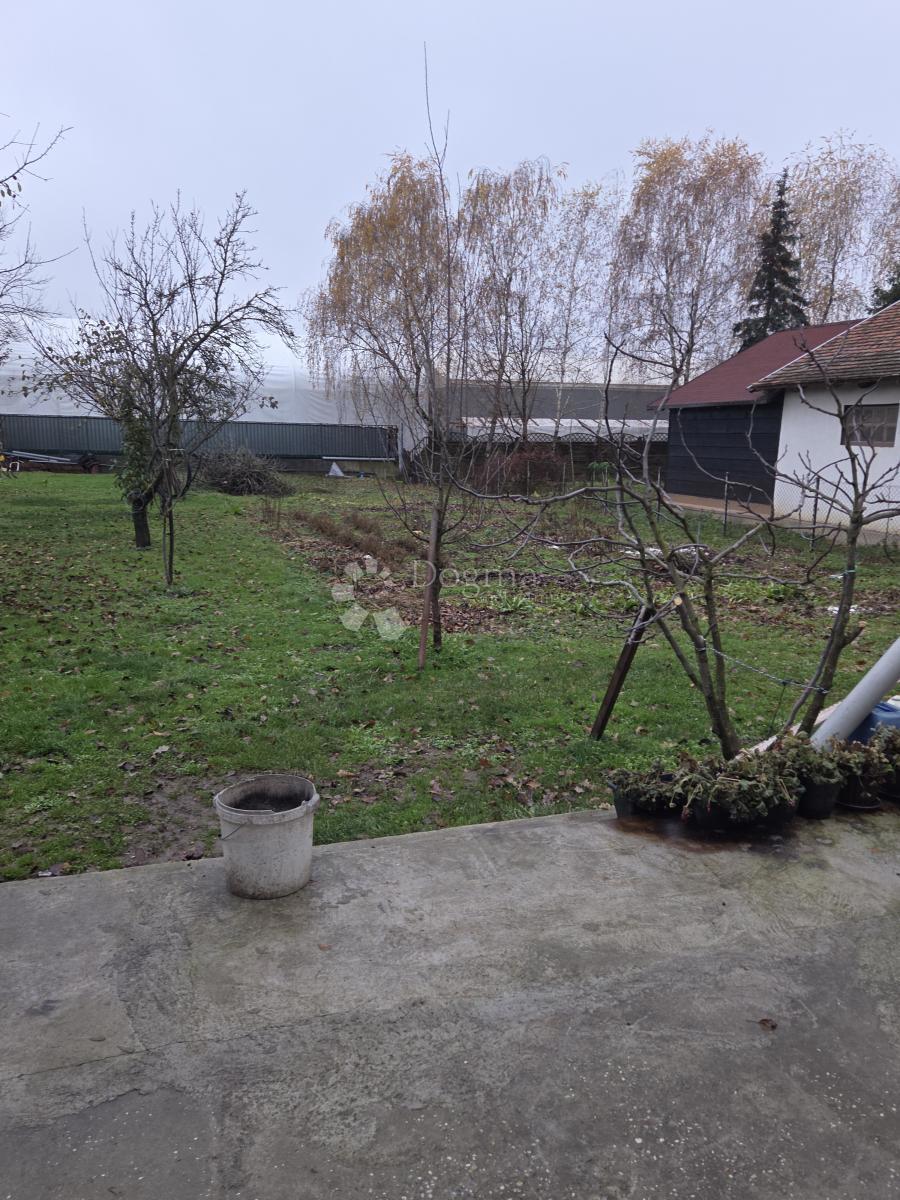 Casa Sesvetski Kraljevec, Sesvete, 209m2