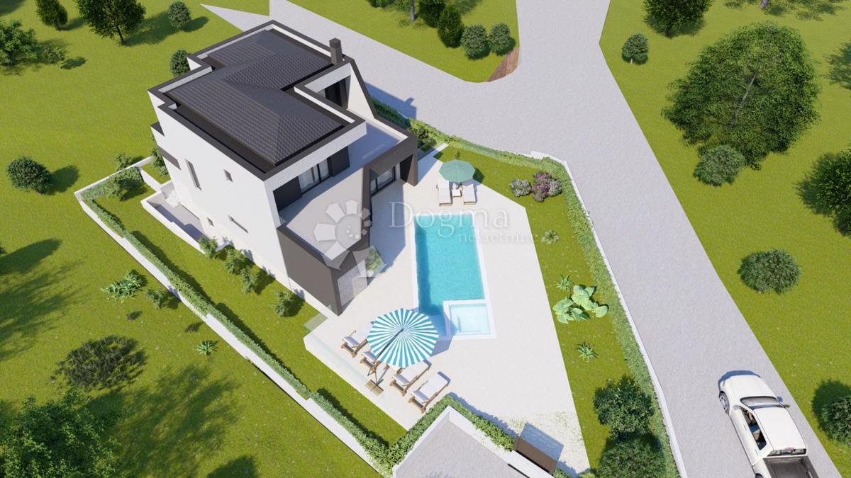 Una casa con piscina nella fase roch bau vicino a Barban