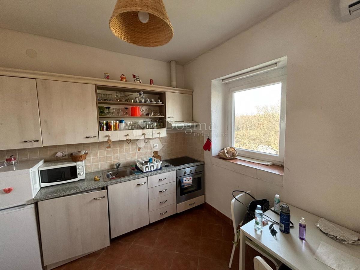 Allogio Puljane, Promina, 74,50m2