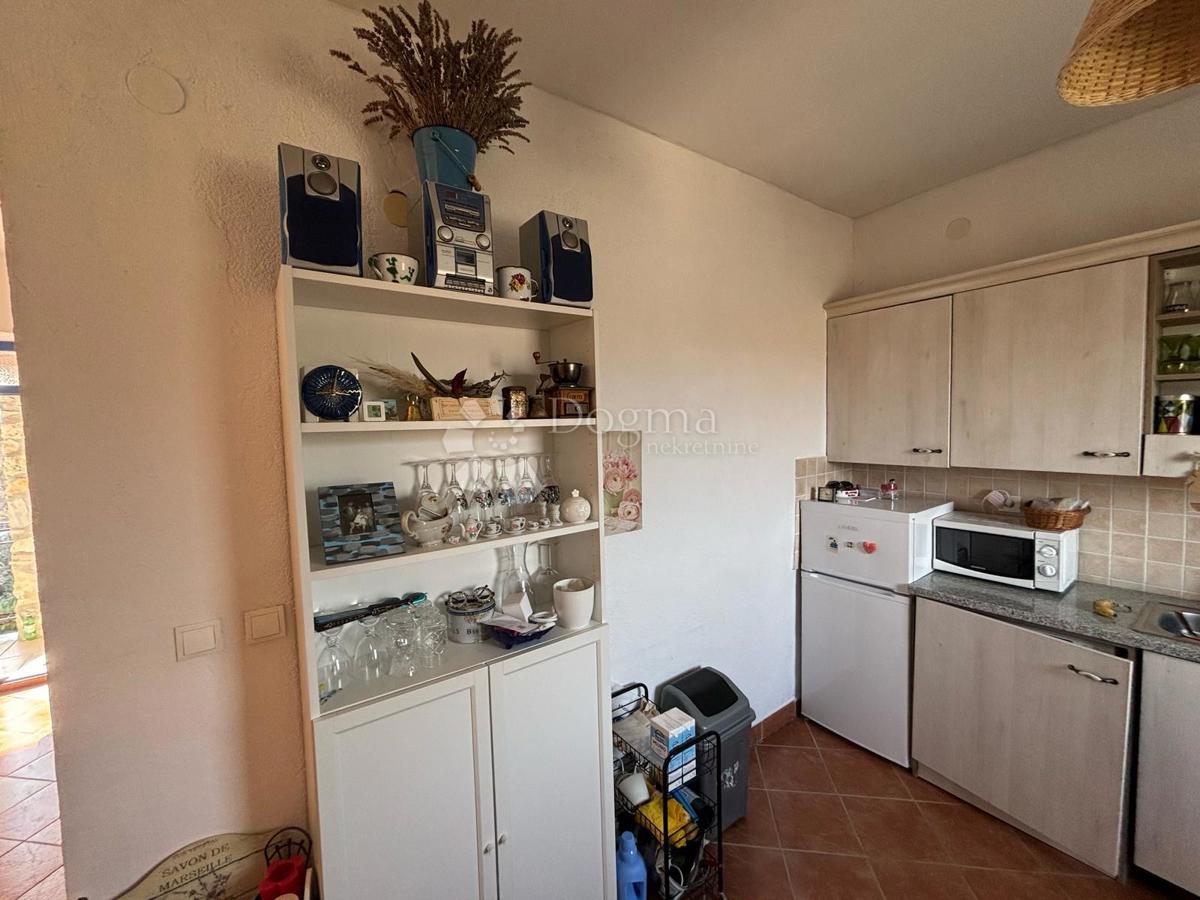 Allogio Puljane, Promina, 74,50m2