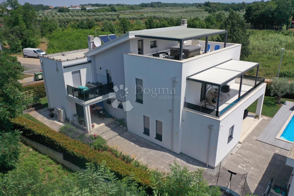 Casa Novigrad, 302m2