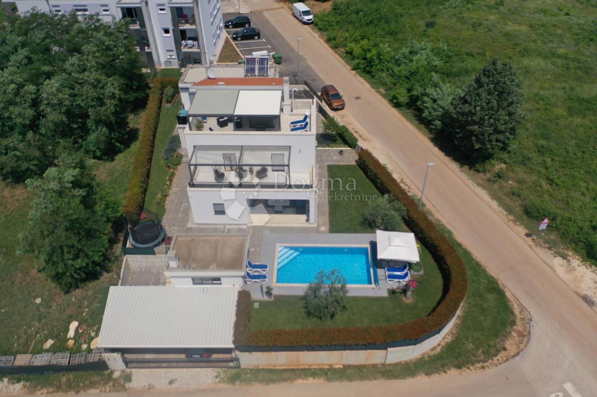 Casa Novigrad, 302m2