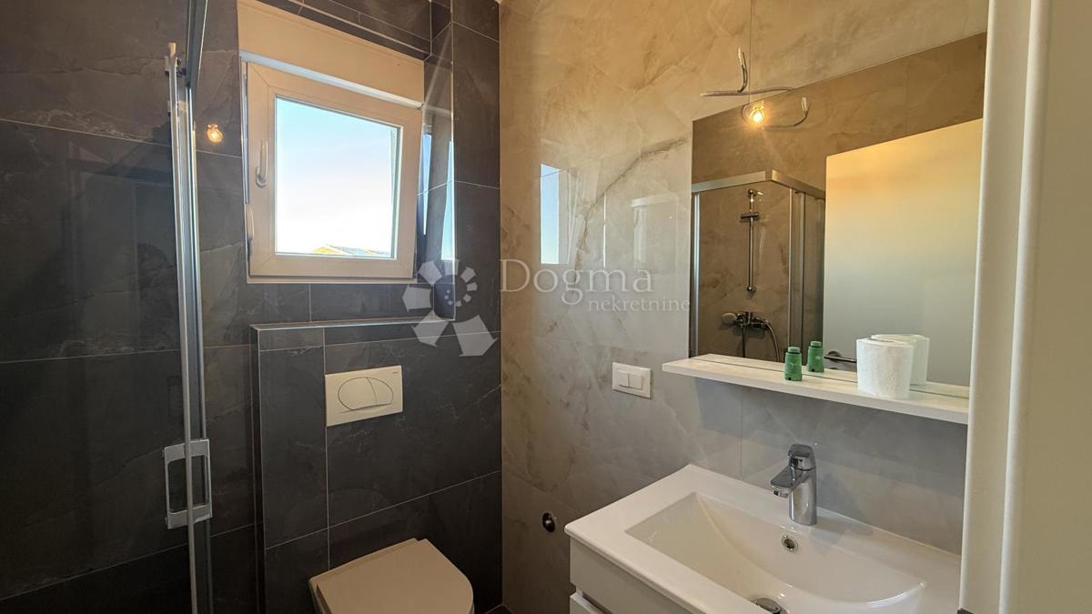 Allogio Okrug Gornji, Okrug, 54,59m2