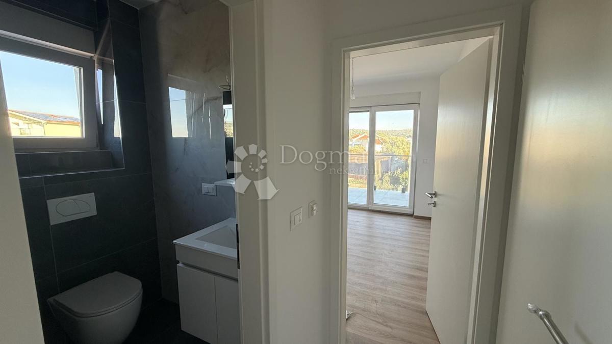 Allogio Okrug Gornji, Okrug, 54,59m2