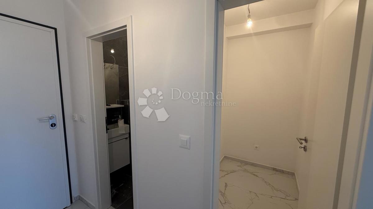 Allogio Okrug Gornji, Okrug, 54,59m2