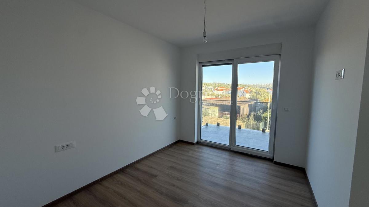 Allogio Okrug Gornji, Okrug, 54,59m2