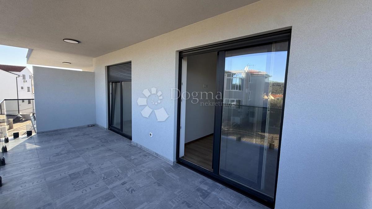 Allogio Okrug Gornji, Okrug, 54,59m2