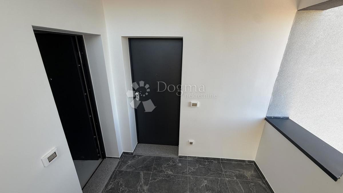 Allogio Okrug Gornji, Okrug, 54,59m2