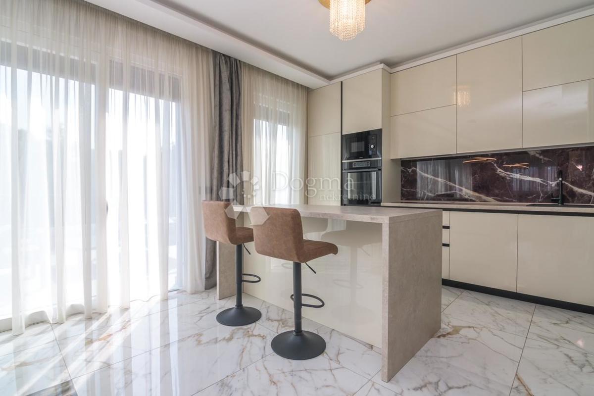 Allogio Remete, Maksimir, 112m2