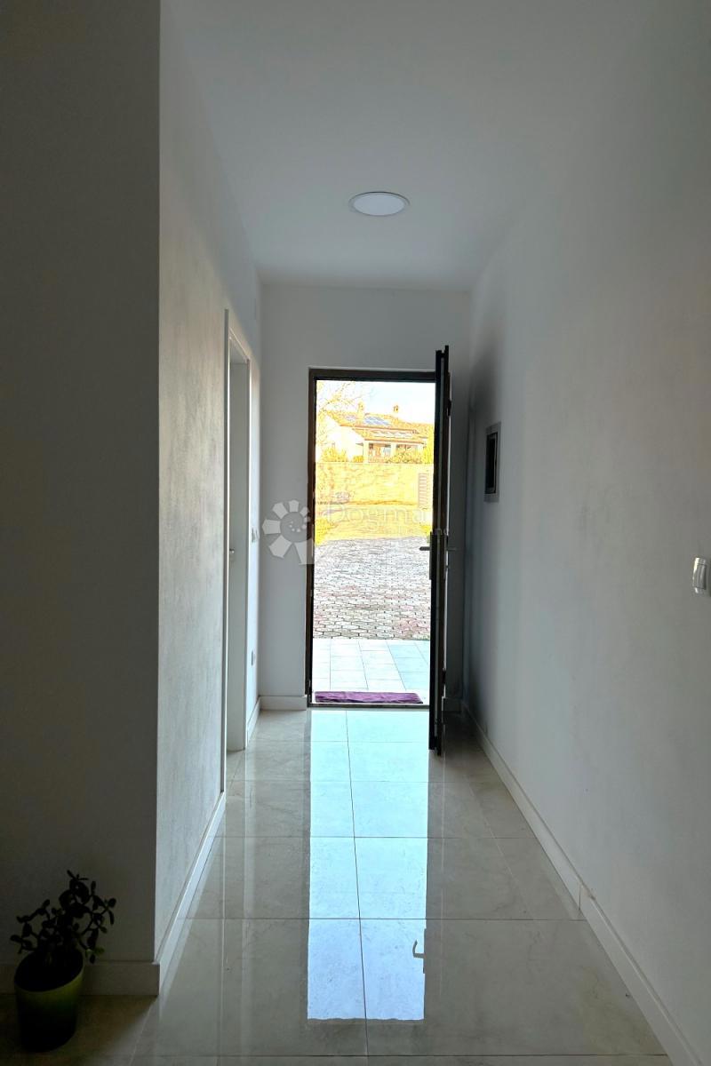 Casa Svetvinčenat, 109m2