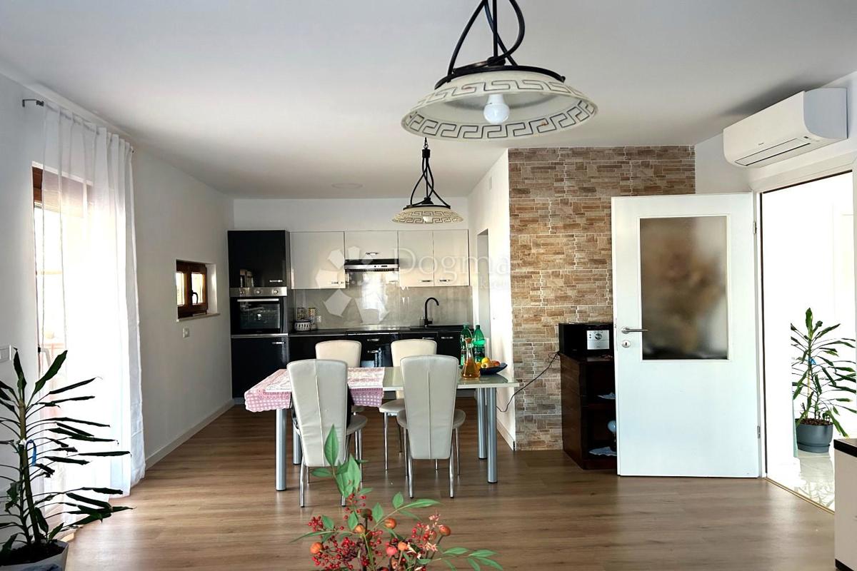 Casa Svetvinčenat, 109m2