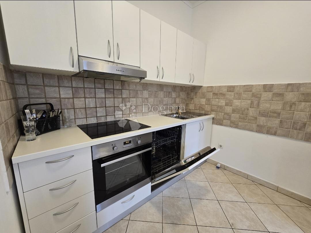 Allogio Centar, Rijeka, 166m2