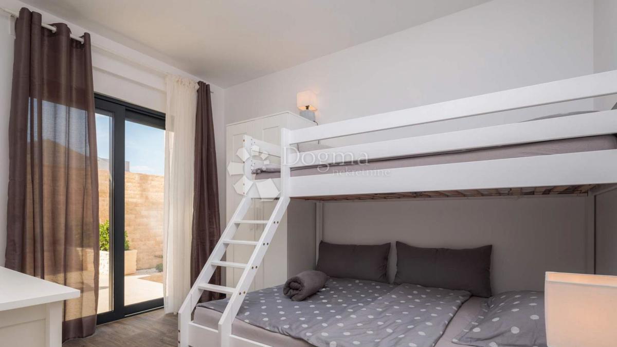 Villa di lusso a Pag - 150 m dal mare