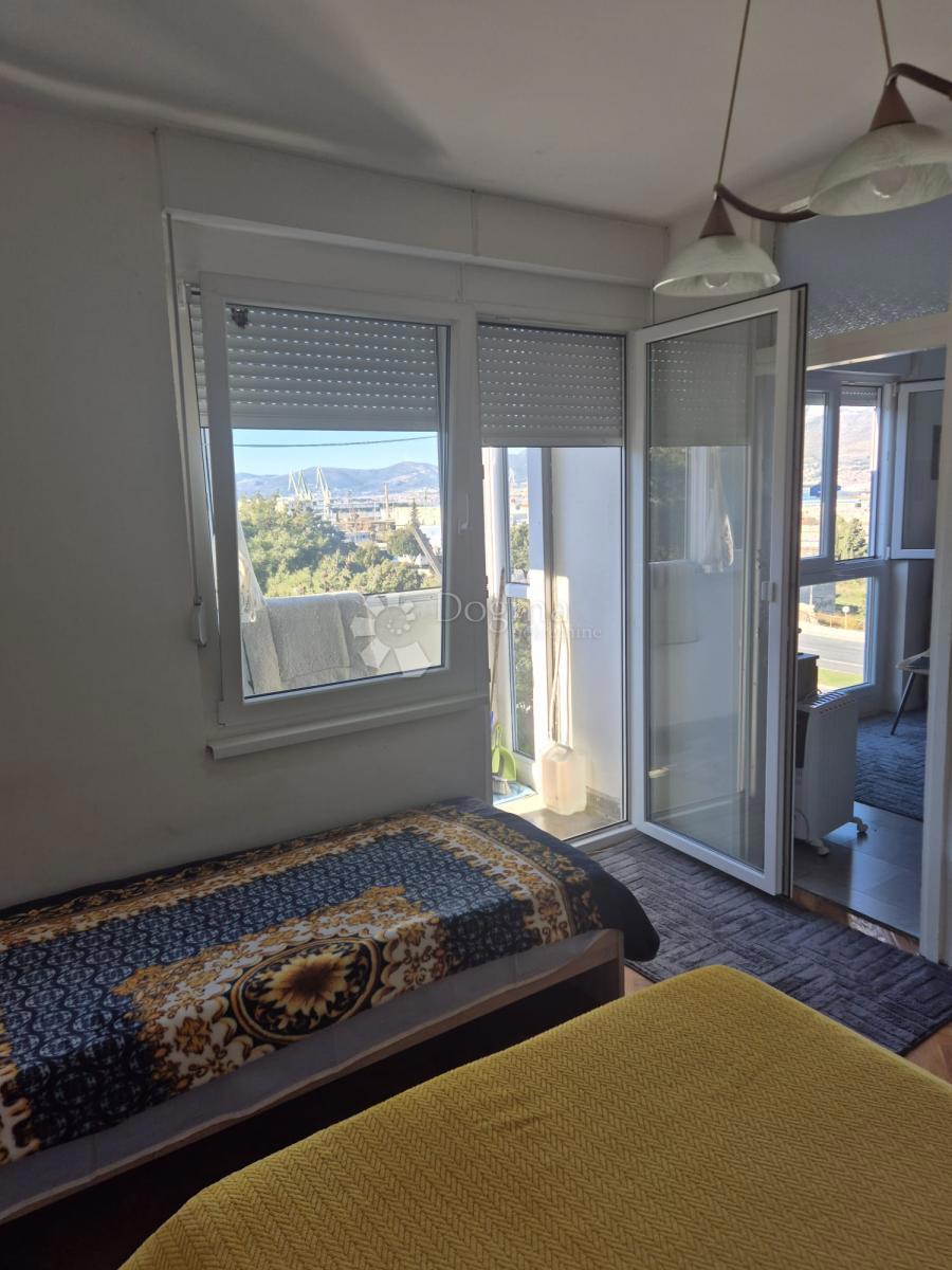 Appartamento in vendita a Kman – disposizione funzionale, vista sul parco