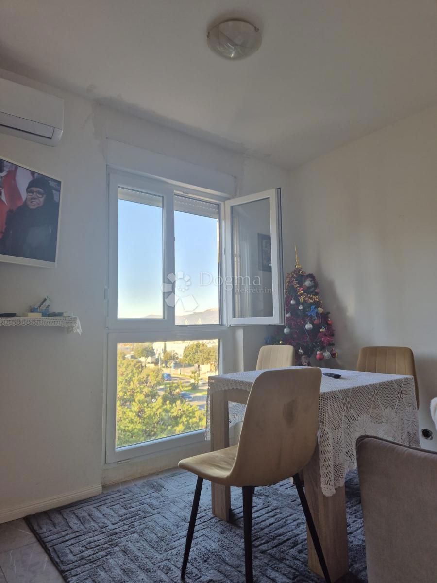 Appartamento in vendita a Kman – disposizione funzionale, vista sul parco