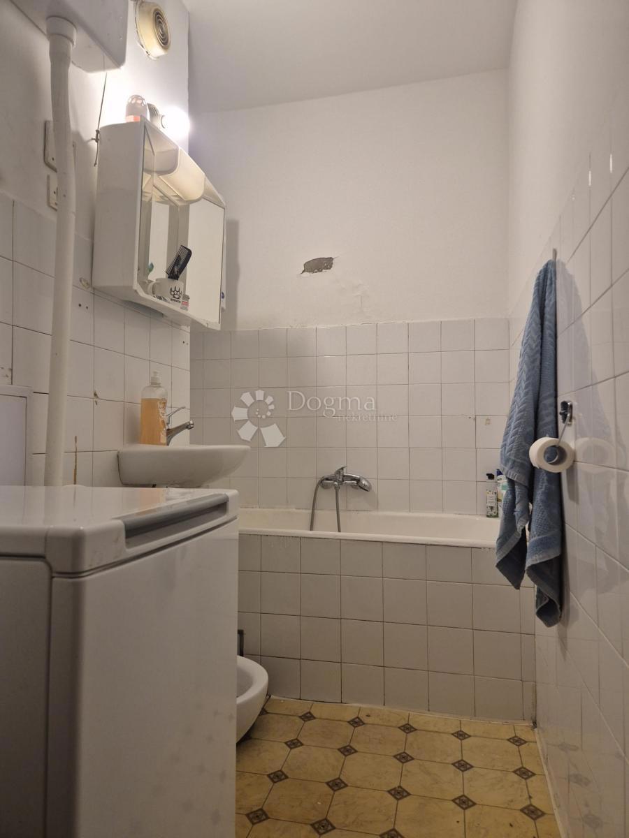 Appartamento in vendita a Kman – disposizione funzionale, vista sul parco