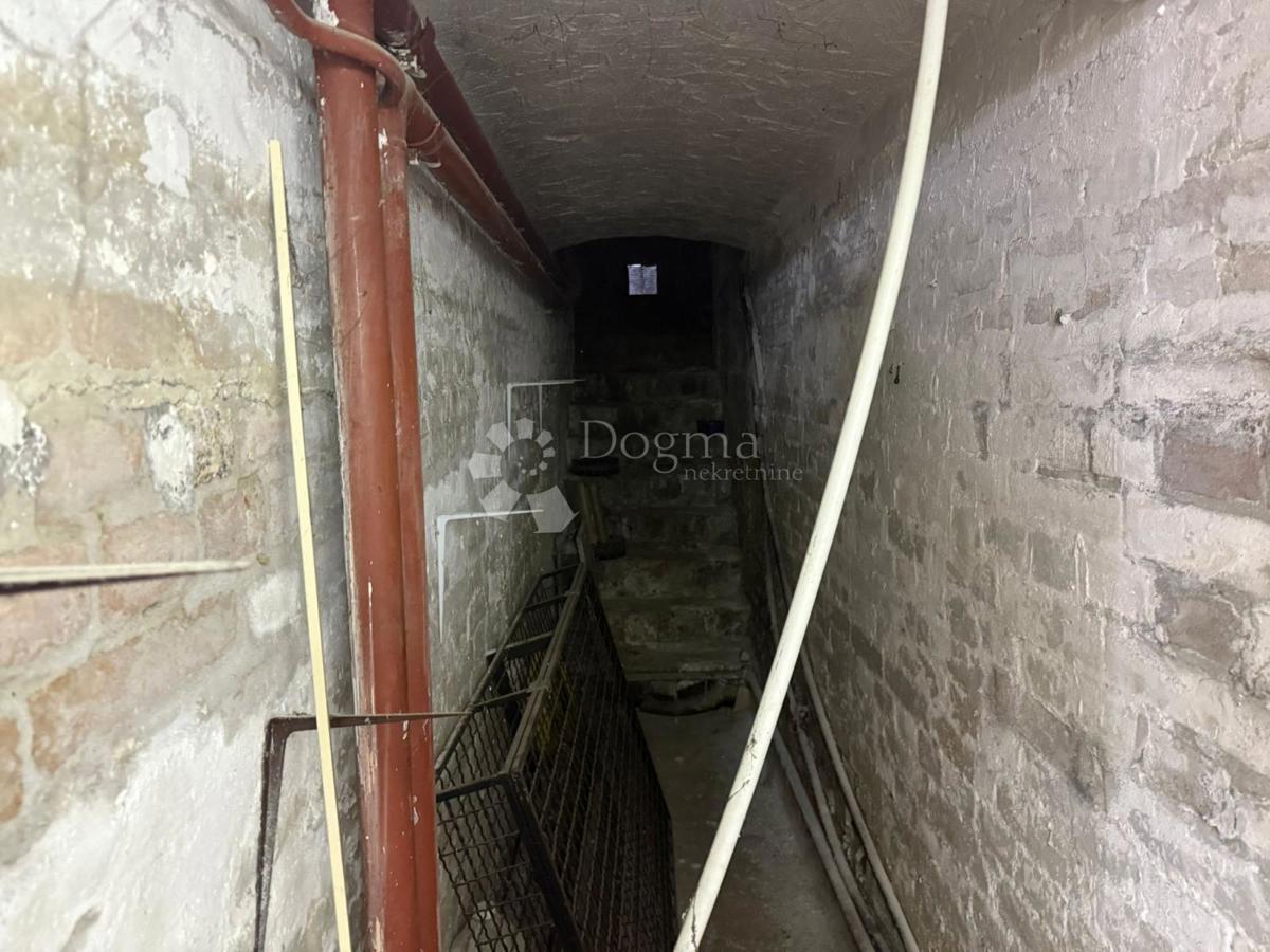 Casa Gornji grad / Centar, Osijek, 142m2