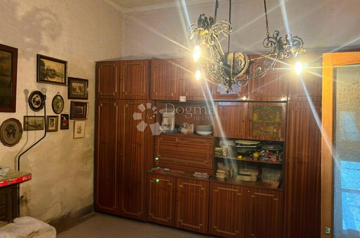 Casa Gornji grad / Centar, Osijek, 142m2