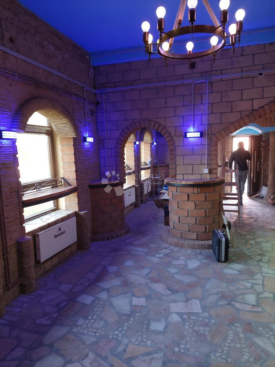 Locale commerciale Darda, 174,08m2