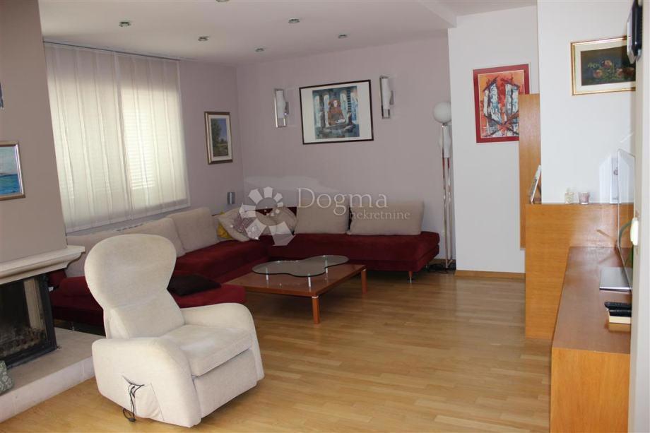 Casa Podstrana, 435m2