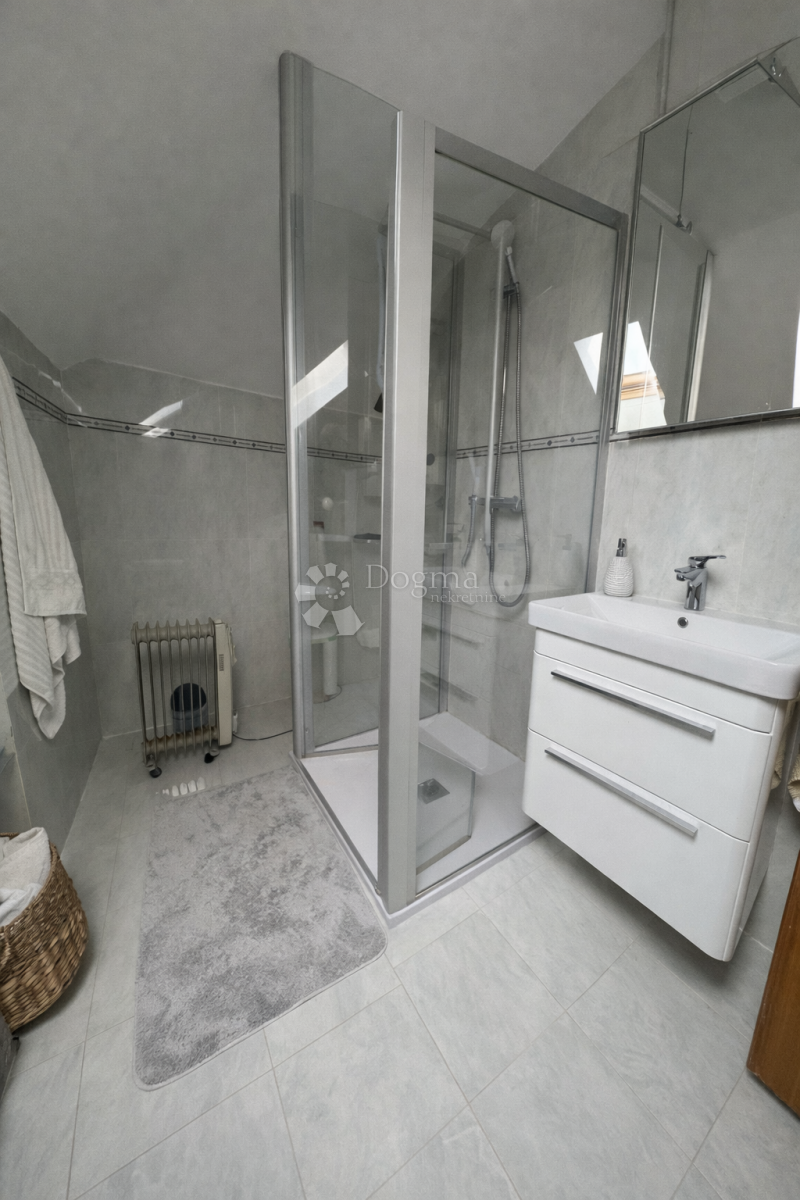 Casa Podstrana, 435m2