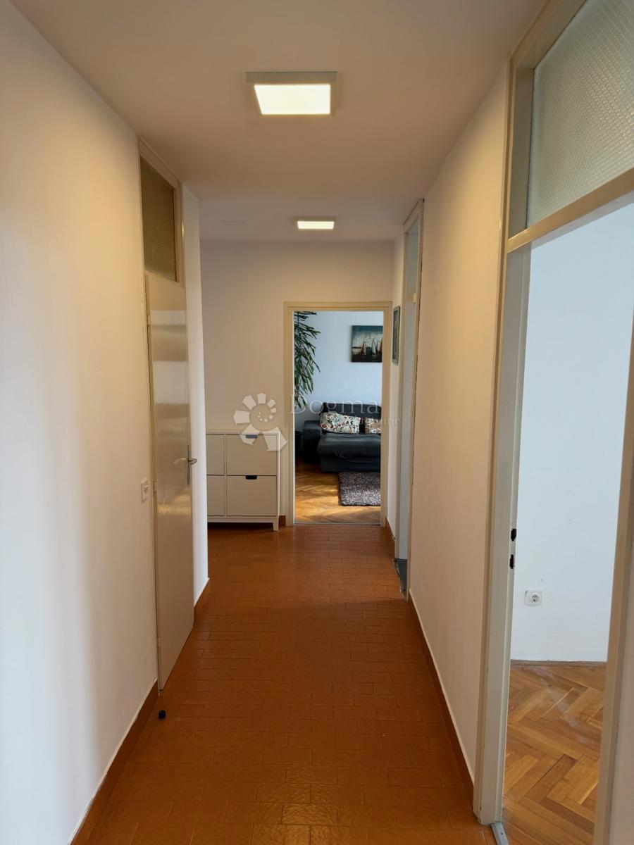 Allogio Rastočine, Rijeka, 81m2