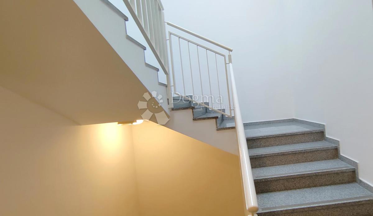 Allogio Sesvetski Kraljevec, Sesvete, 38m2