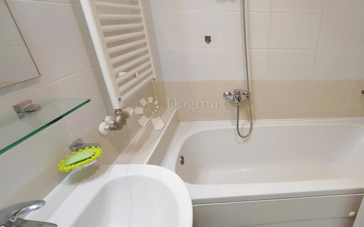 Allogio Sesvetski Kraljevec, Sesvete, 38m2