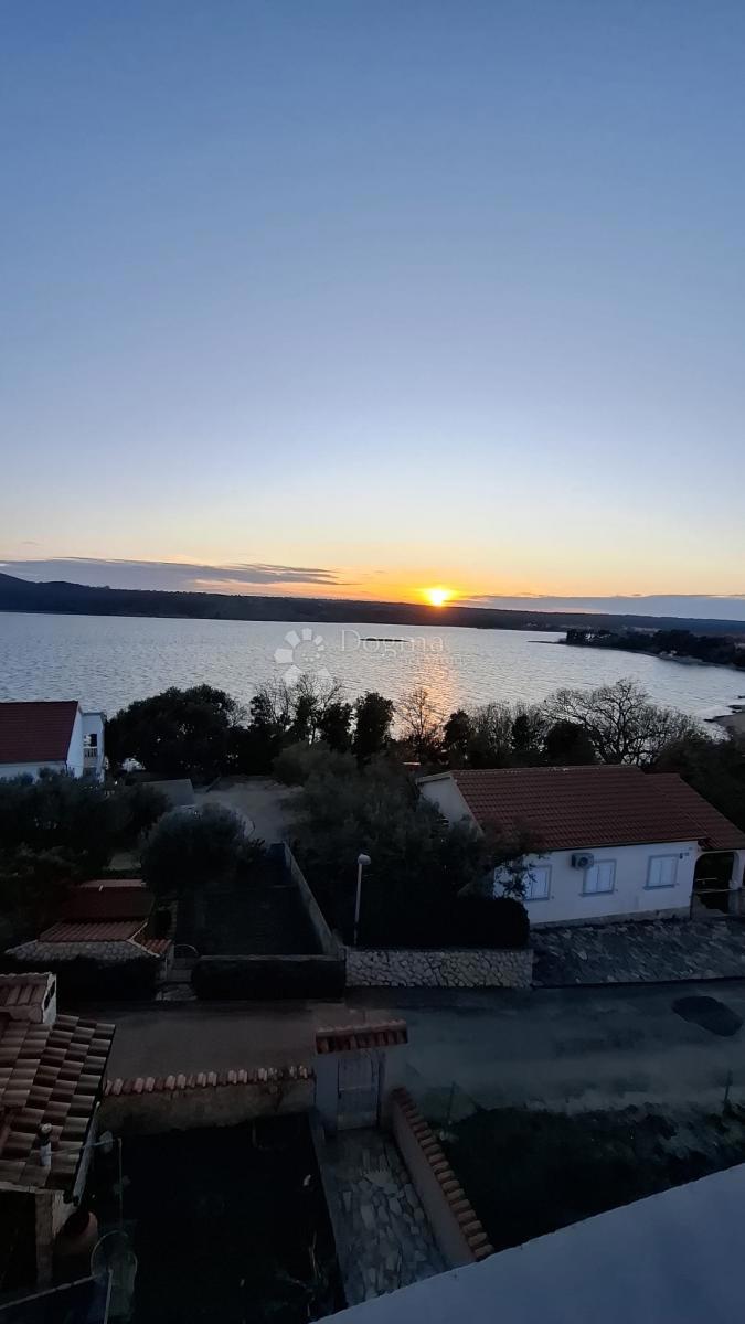 Casa Posedarje, 500m2