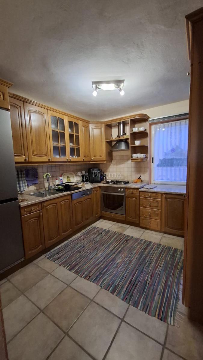 Casa Posedarje, 500m2