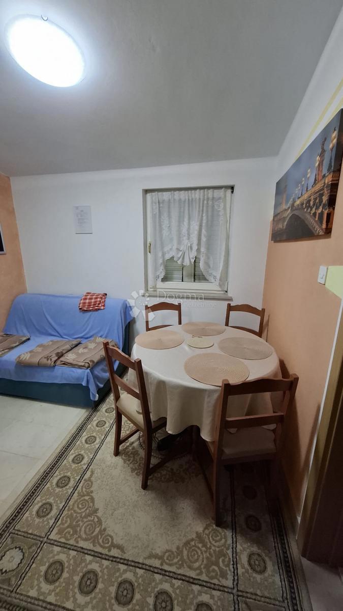 Casa Posedarje, 500m2