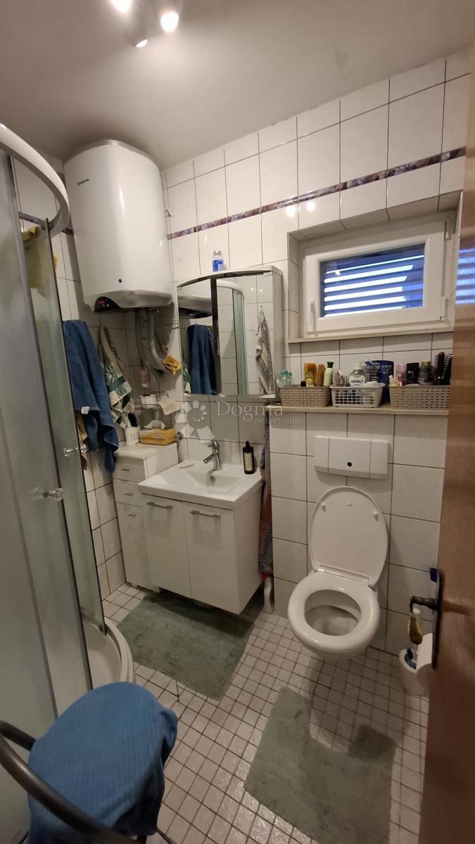 Casa Posedarje, 500m2