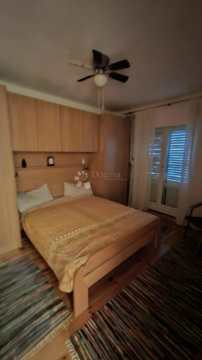 Casa Posedarje, 500m2