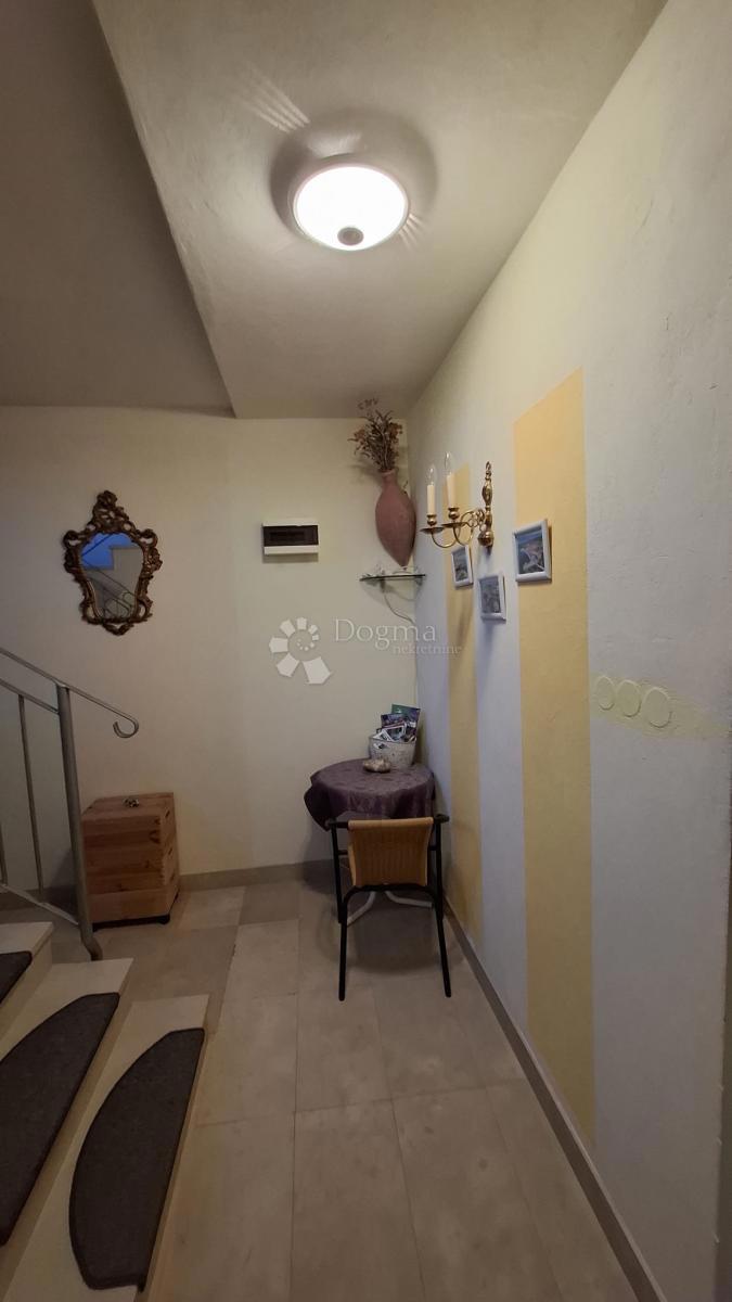 Casa Posedarje, 500m2