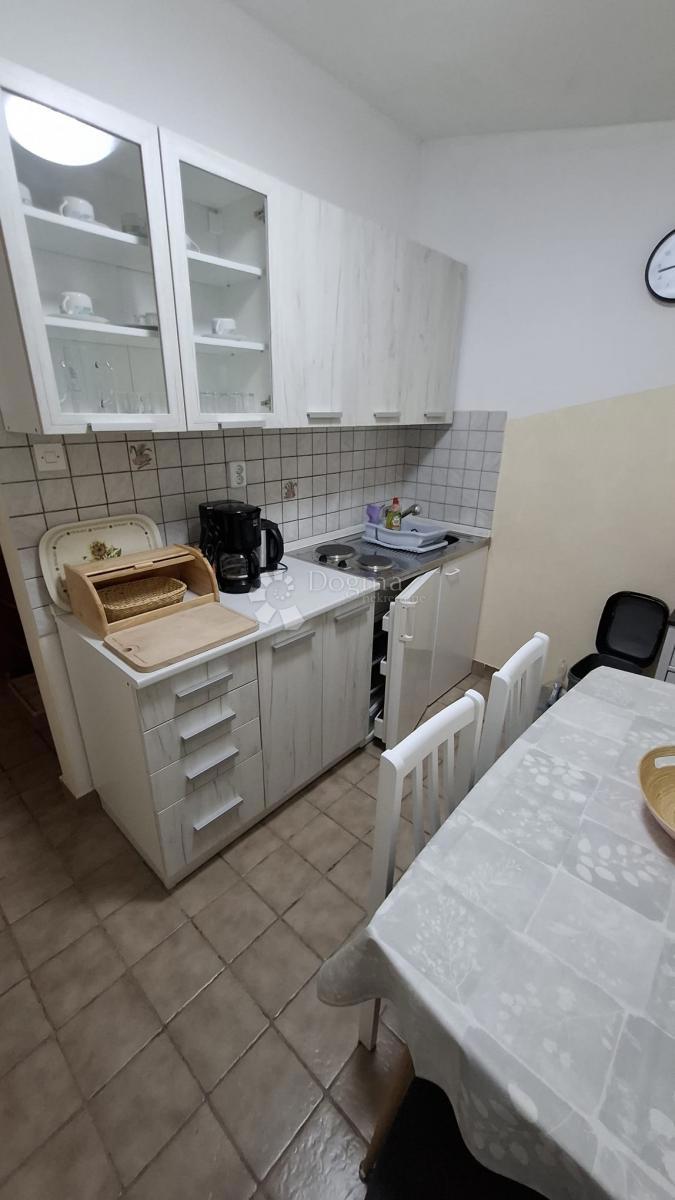 Casa Posedarje, 500m2