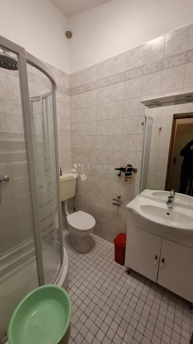 Casa Posedarje, 500m2