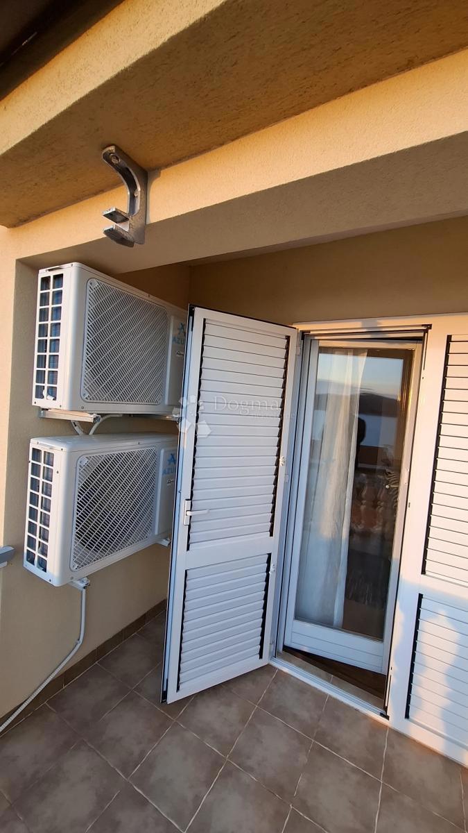 Casa Posedarje, 500m2